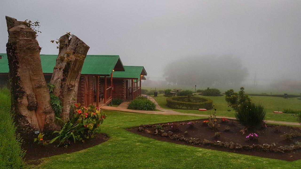 Grandpas & Restaurante 3* Cartago